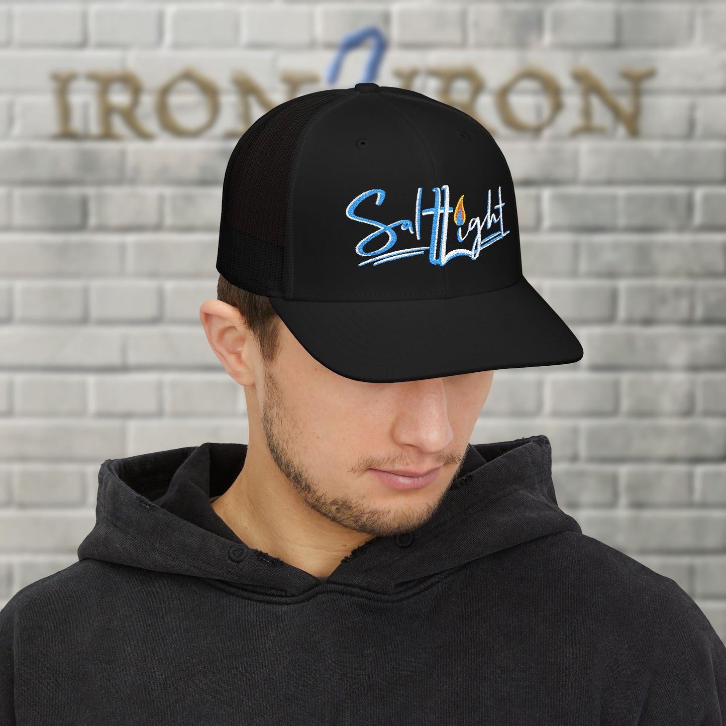 Salt Light Cap