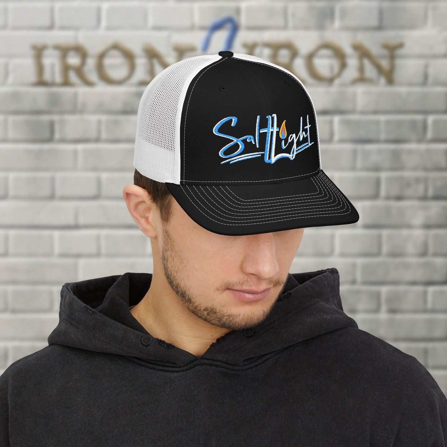Salt Light Cap